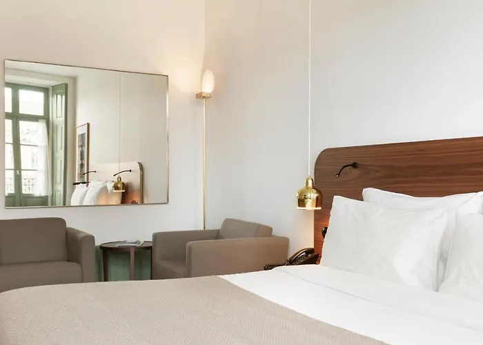 One Shot Aliados Goldsmith Hotell 4*