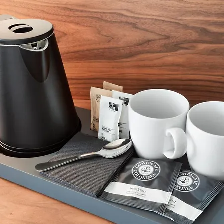 Hotel One Shot Aliados Goldsmith 4*