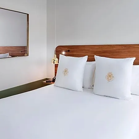 One Shot Aliados Goldsmith Hotel 4*